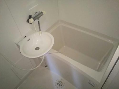 バス・シャワールーム　シングルレバーで温度調節が簡単！