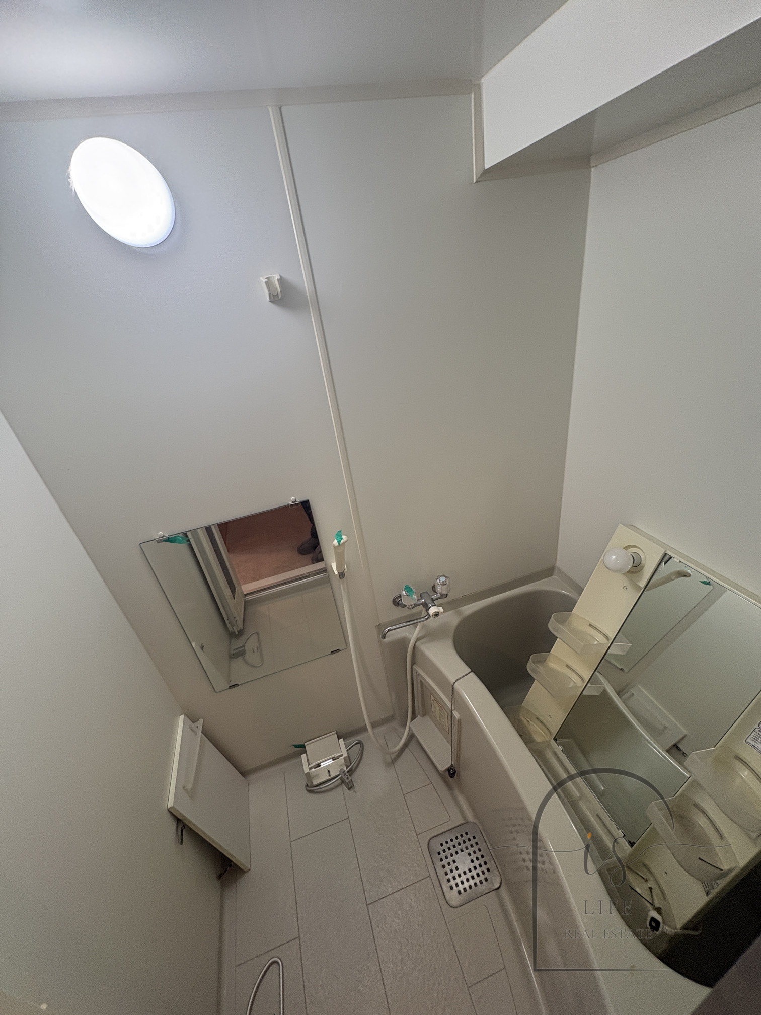 バス・シャワールーム　※室内リフォーム中