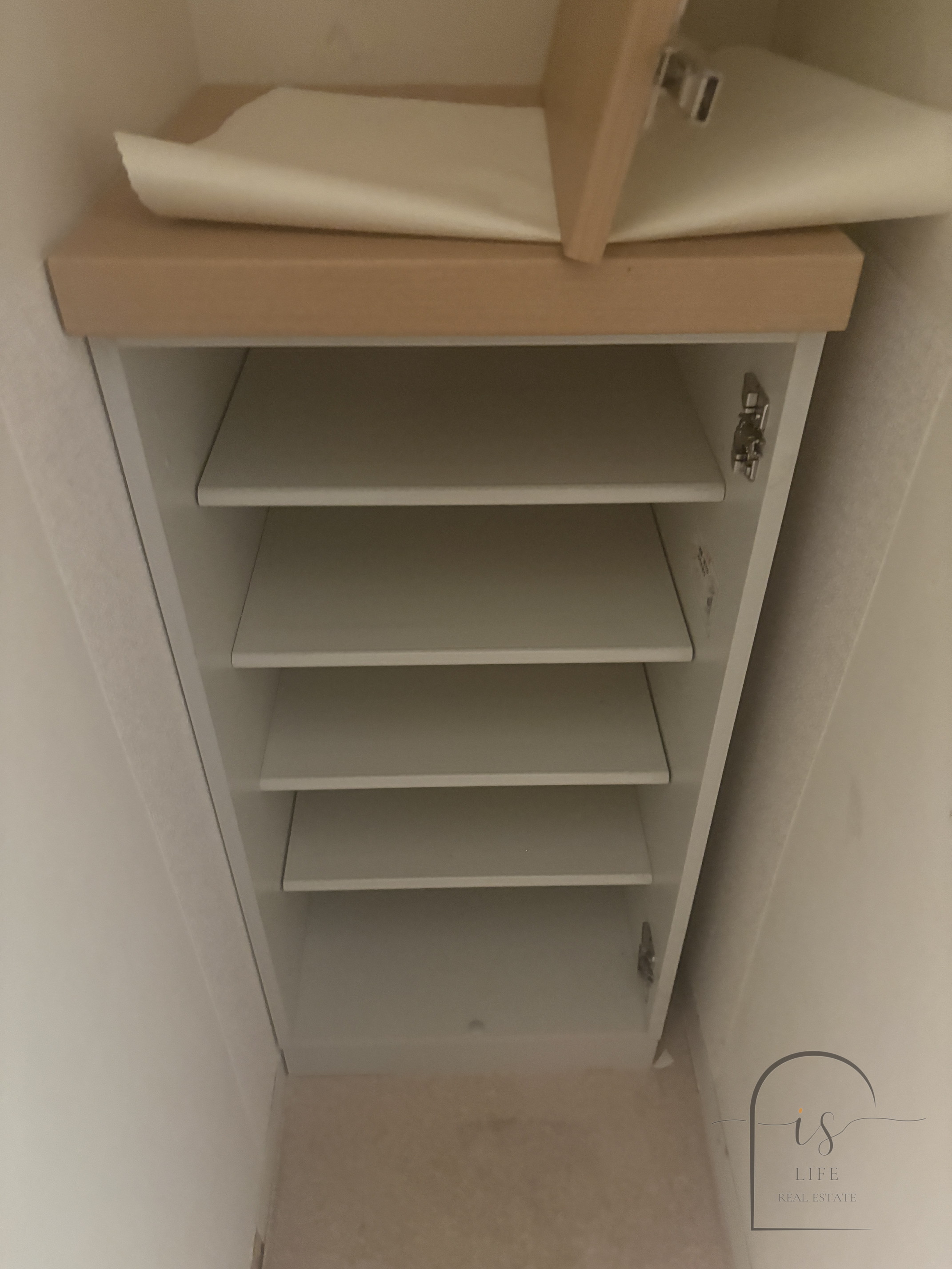 玄関　※室内リフォーム中