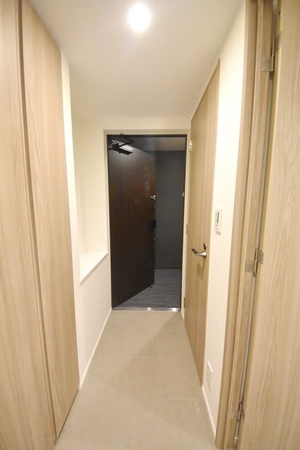 玄関　反転タイプです。