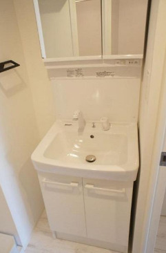 洗面設備　＊別部屋参考写真
