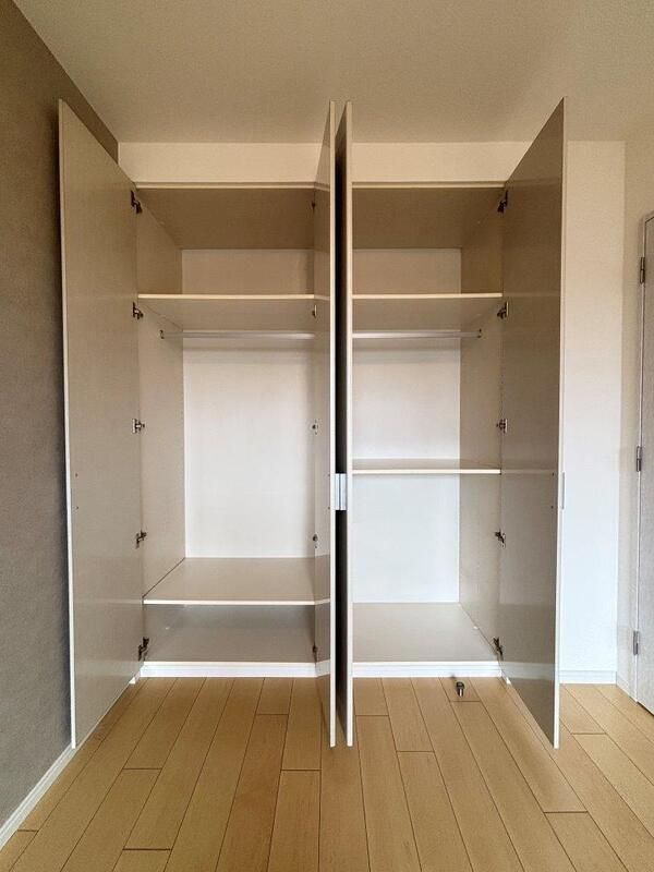 収納　■洋室■クローゼット収納