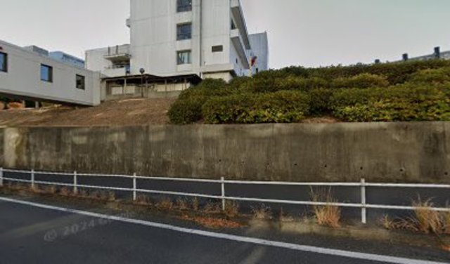 コンビニ　ファミリーマート日医大多摩永山病院店（コンビニ）まで837m