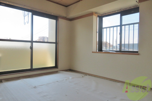 その他部屋・スペース　別角度からのアングルになります。壁は白く統一感があり綺麗です