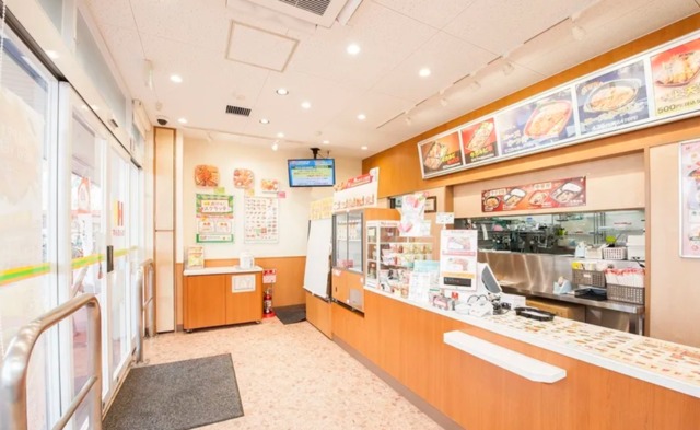 飲食店　ほっかほっか亭篠原本町店（飲食店）まで707m