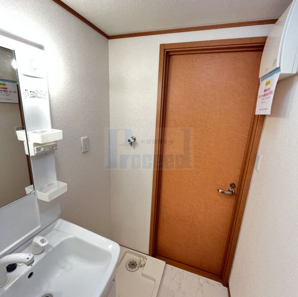 その他設備　室内洗濯機置き場です