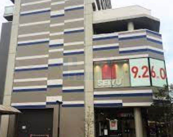 スーパー　西友東長崎店（スーパー）まで440m