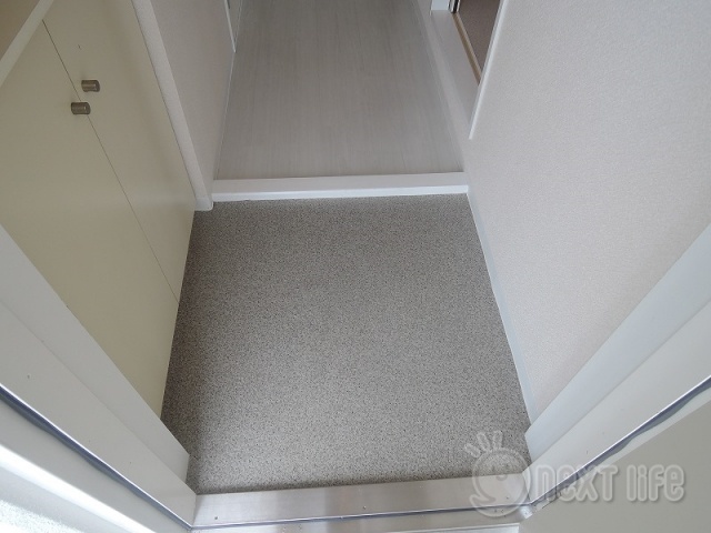 玄関　シャトル上杉