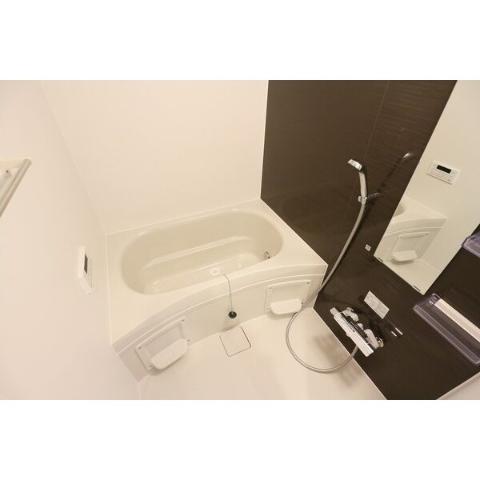 バス・シャワールーム　バス（イメージ）