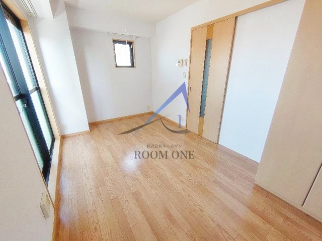 居室・リビング　洋室のお部屋です。