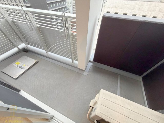 バルコニー　プレサンスNEO心斎橋