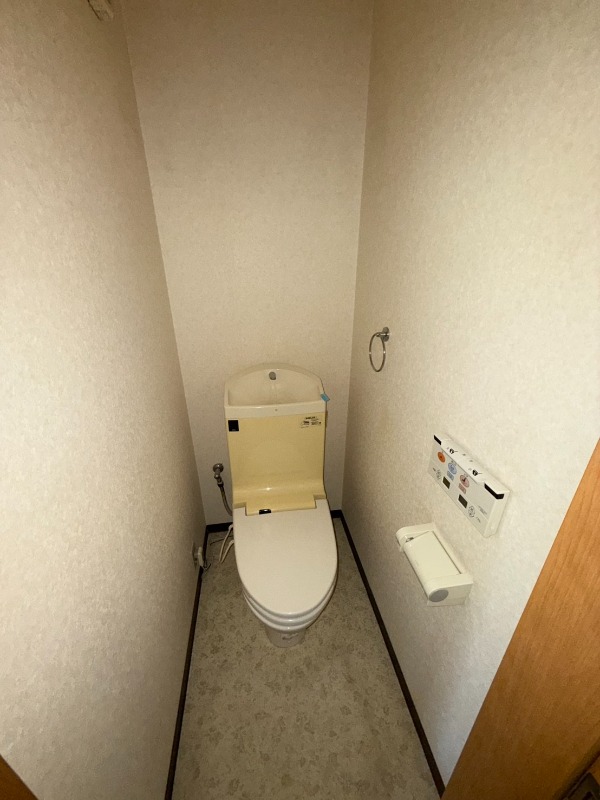 トイレ　※別部屋参照