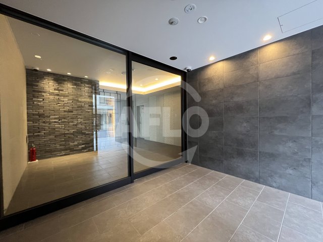 エントランス　ファーストフィオーレ九条　エントランス