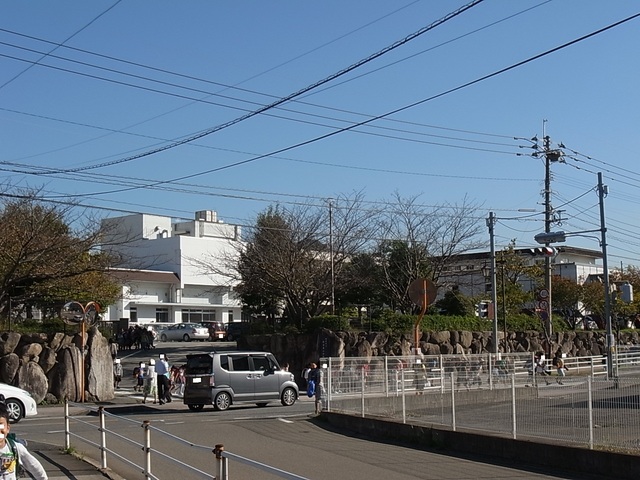 小学校　新宮町立新宮東小学校（小学校）まで1000m