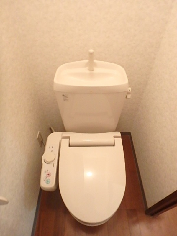 トイレ　図面と現状に相違がある場合には現状を優先