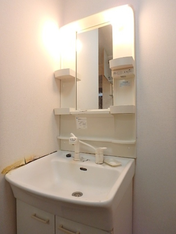 洗面設備　図面と現状に相違がある場合には現状を優先