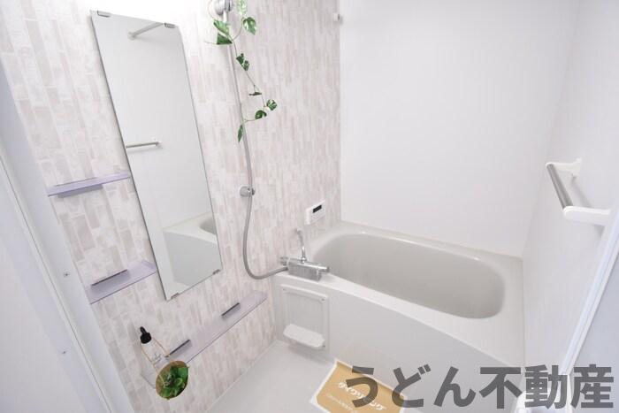 バス・シャワールーム　うどん県のお部屋探しはうどん不動産へ うどんちゃんとLINE