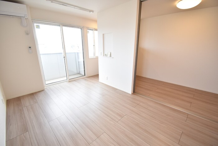 居室・リビング　うどん県のお部屋探しはうどん不動産へ うどんちゃんとLINE