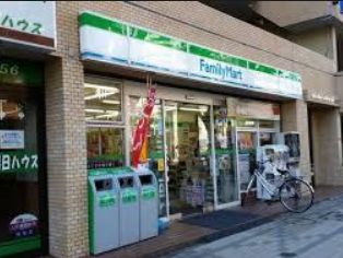コンビニ　ファミリーマート白河二丁目店（コンビニ）まで204m