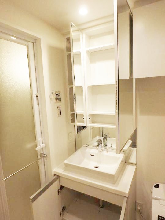 洗面設備　★収納付き、独立洗面台★