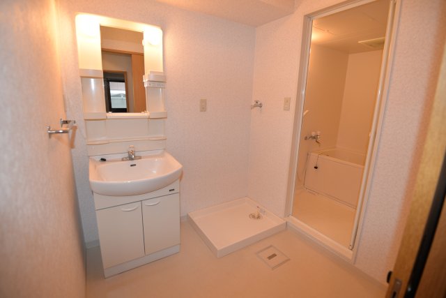洗面設備　洗面所です