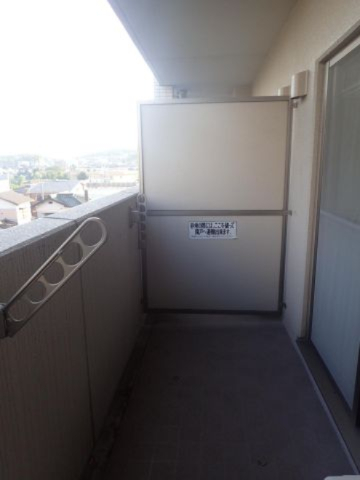 バルコニー　※別部屋同間取りのお写真となります。参考にご覧くださいませ。