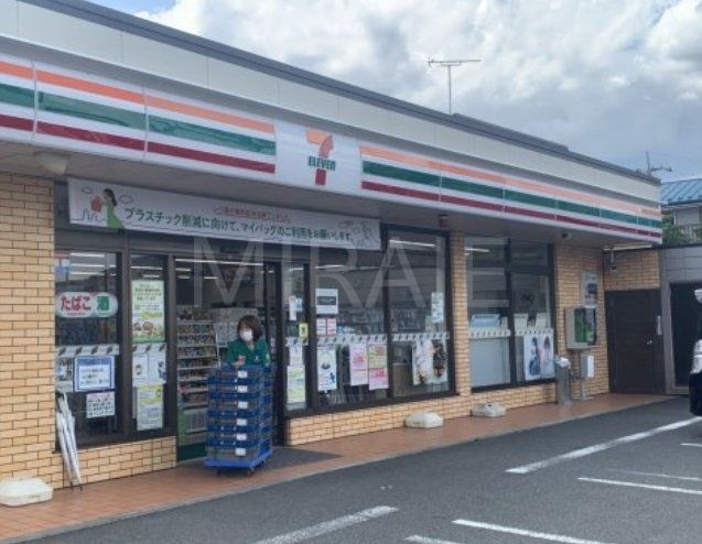 コンビニ　セブンイレブン茅ヶ崎南湖3丁目店（コンビニ）まで620m