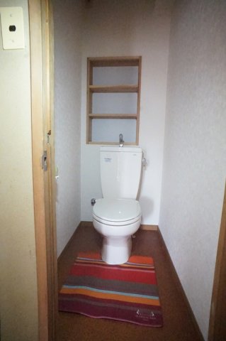 トイレ　コンパクトで使いやすいトイレです