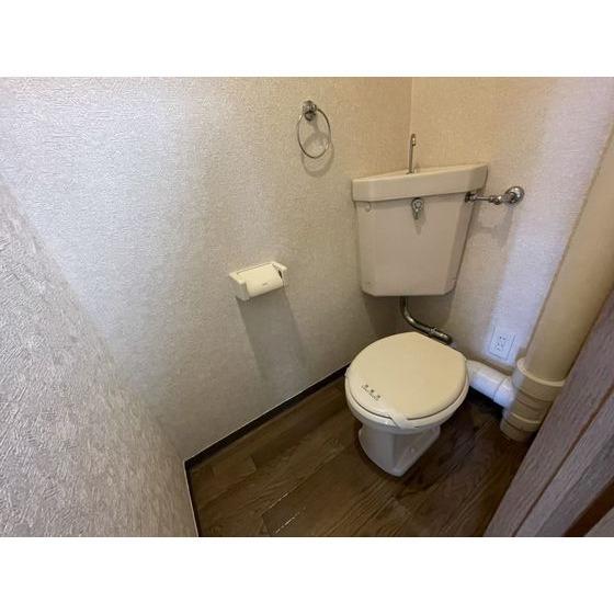 トイレ　別部屋参考写真