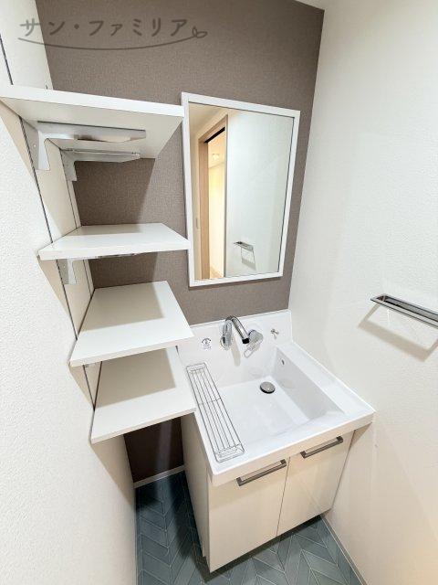 洗面設備　同一物件別部屋写真