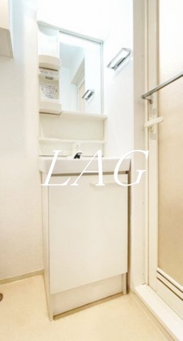 洗面設備　洗面台です。