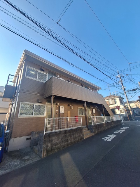 建物外観　閑静な住環境に佇むセキスイハイム施工コーポ