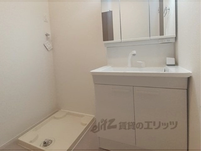 洗面設備　同仕様