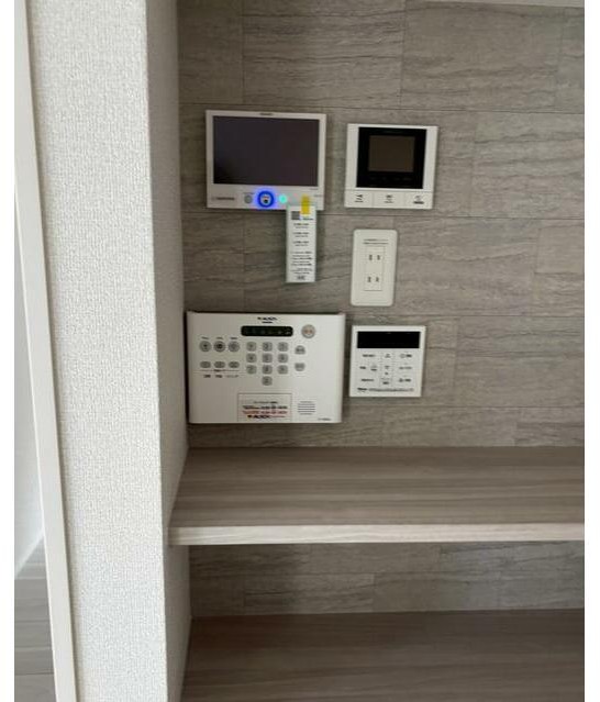セキュリティ　女性の方でも安心のモニター付きオートロック♪