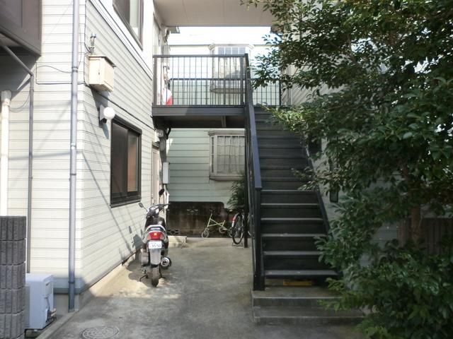 エントランス　☆閑静な住宅街にあります☆