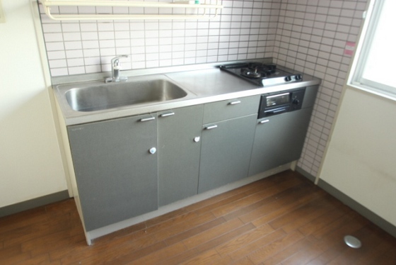 キッチン　※別部屋の写真です