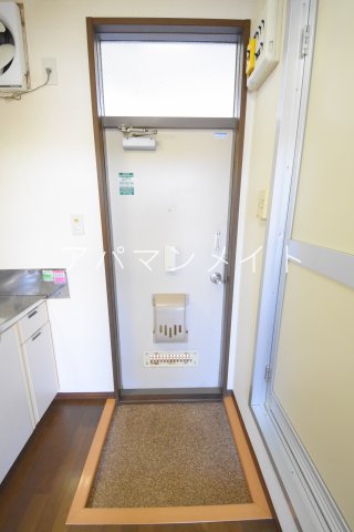玄関　明るい玄関です