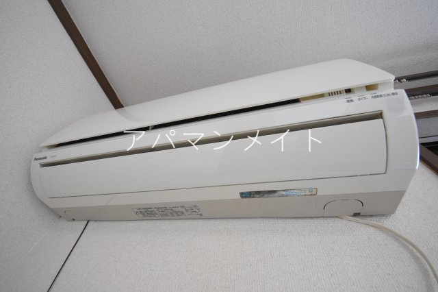 その他　エアコン付き