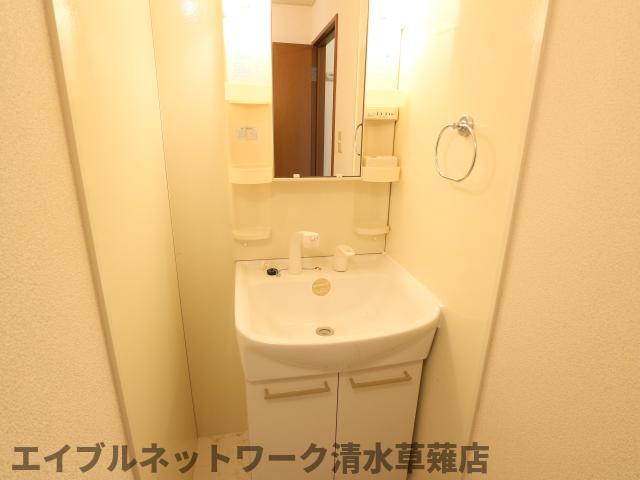 洗面設備　忙しい朝には欠かせない洗面所です