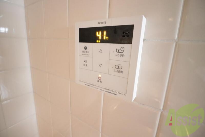 その他設備　給湯器のリモコンです。キッチンと浴室にあります。
