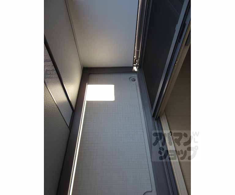 バルコニー　幅員の広いバルコニーです