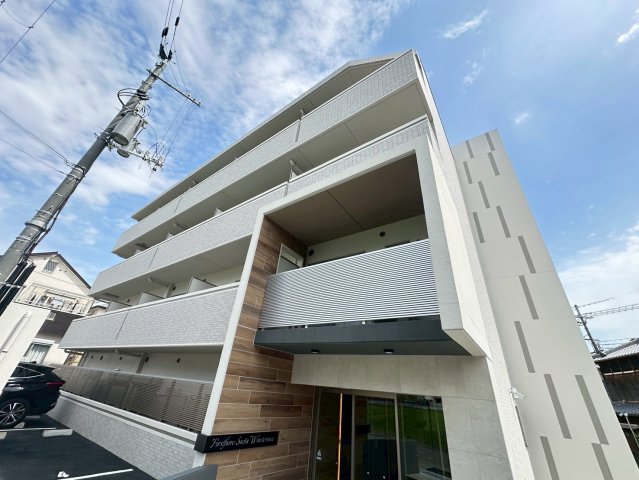 建物外観　詳細は、RISUMO江坂本店までお問合せください♪
