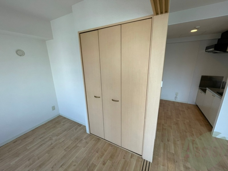 収納　寝室の収納です。部屋がすっきり片付きます。