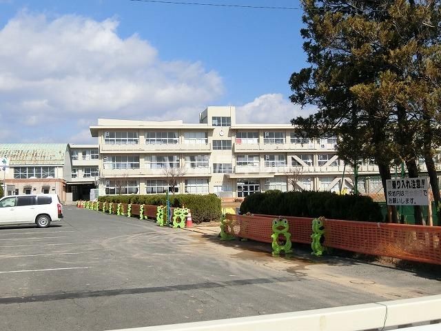 小学校　大垣市立江東小学校（小学校）まで811m