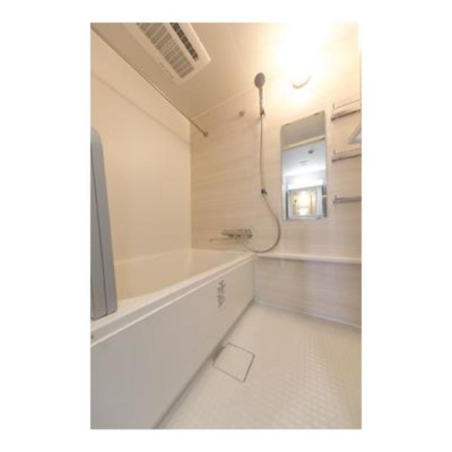 バス・シャワールーム　※写真は同タイプ住戸です。