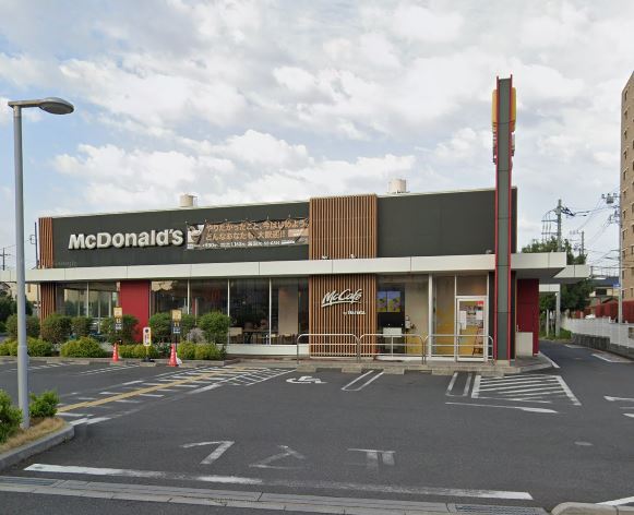 飲食店　マクドナルド大宮本郷店（飲食店）まで595m