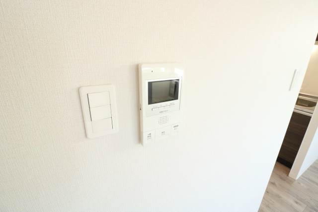 セキュリティ　モニター付きインターホンで安心♪