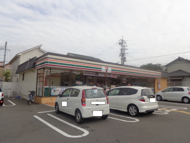コンビニ　セブン－イレブン　三木本町店（コンビニ）まで400m