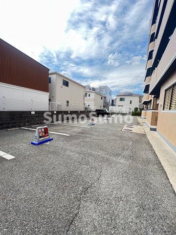 駐車場　駐車場完備です