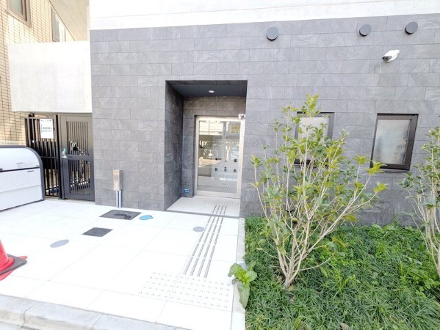 エントランス　角部屋です